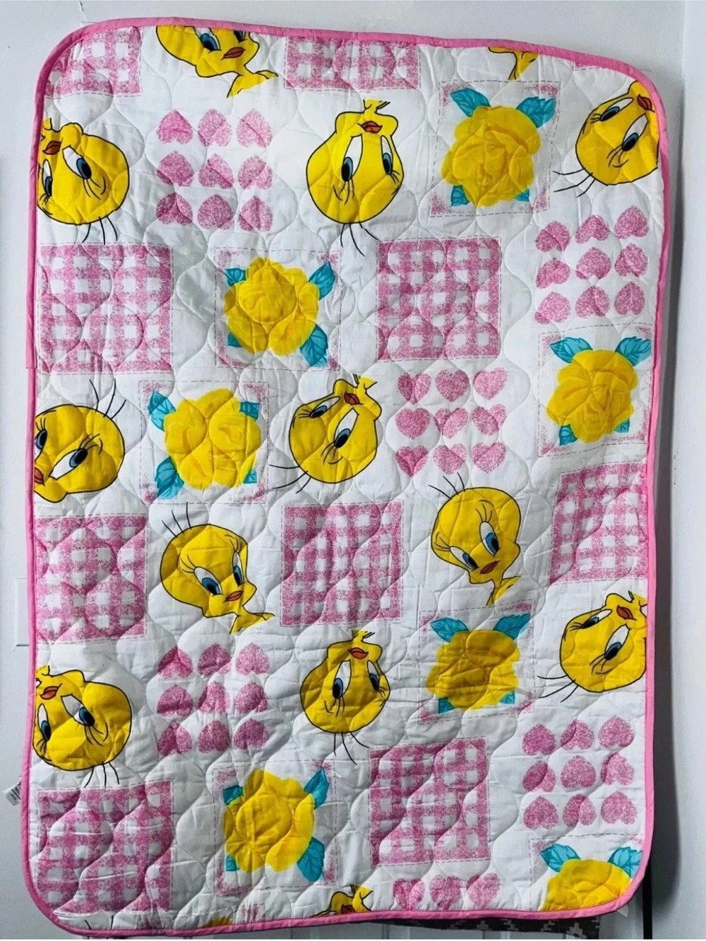Vintage 90s Tweety Bird Head New Looney Tunes Quilt Baby Blanket Pink Hearts New